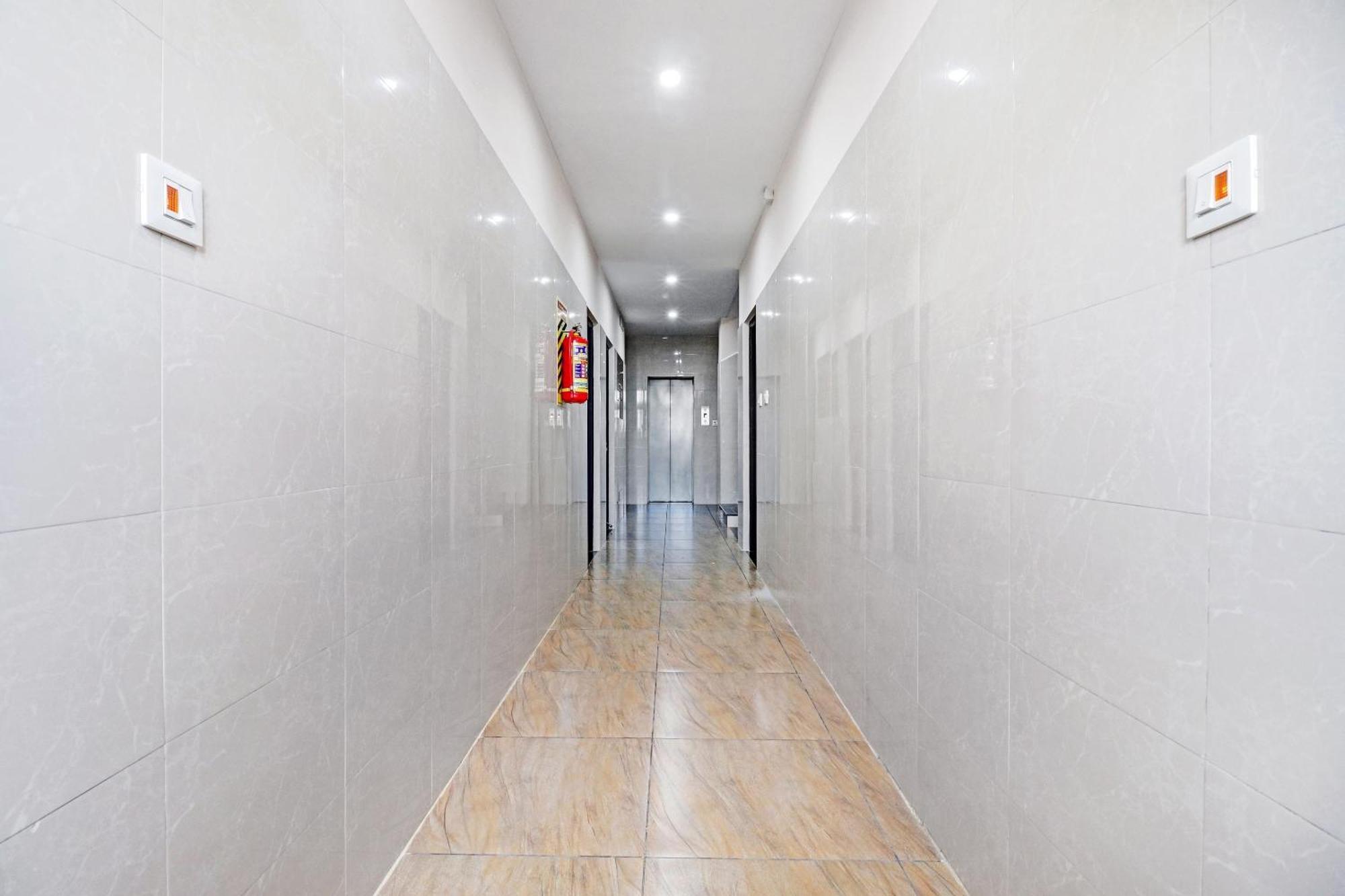 Spot On Kayal Residency Hotel Coimbatore Exterior photo